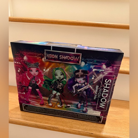 Nwt NWT Rainbow Vision Shadow High Neon Shadow - Uma Vanhoose (Neon Blue) - Picture 10 of 14